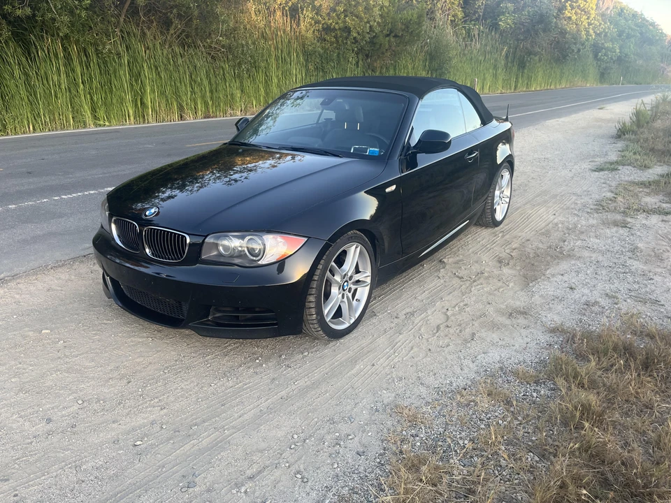 2011 BMW E82 135i & 135is - Image 21 of 31