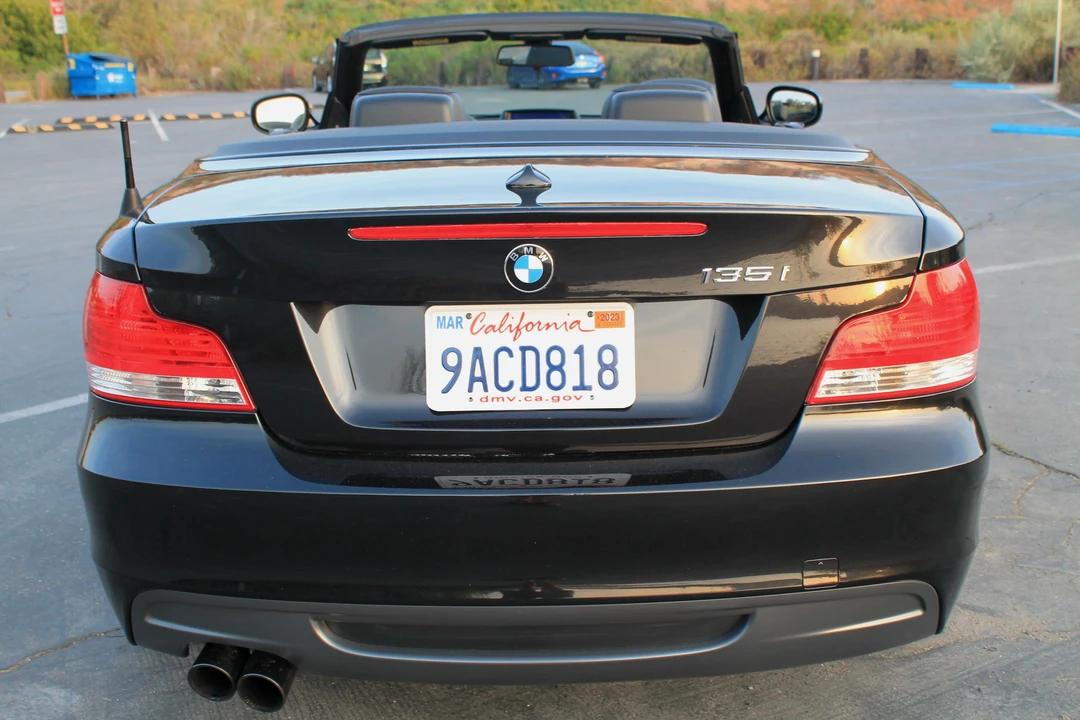 2011 BMW E82 135i & 135is - Image 5 of 31