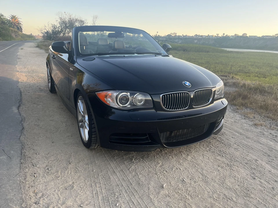 2011 BMW E82 135i & 135is - Image 19 of 31