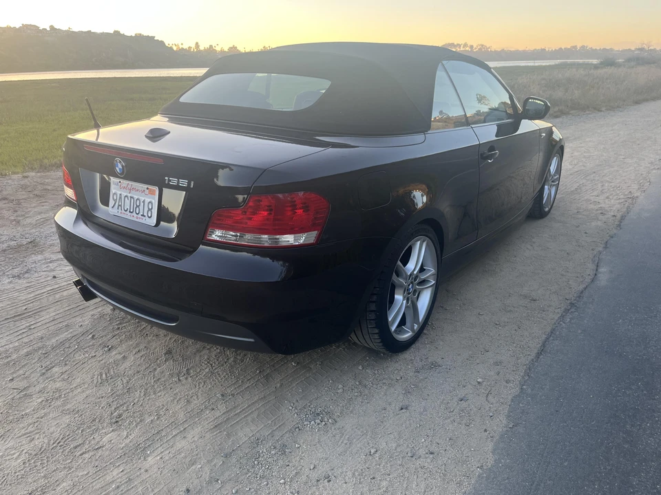 2011 BMW E82 135i & 135is - Image 28 of 31