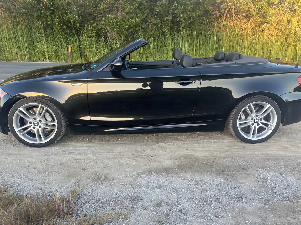 2011 BMW E82 135i & 135is - Image 12 of 31