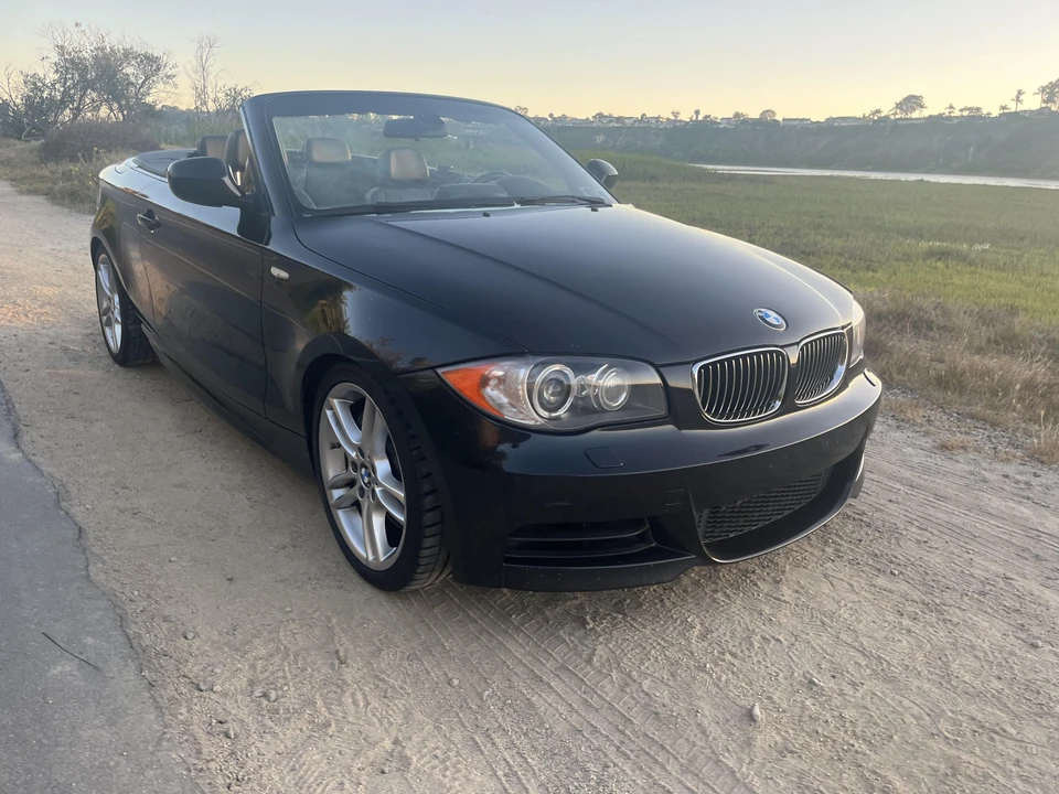 2011 BMW E82 135i & 135is - Image 18 of 31