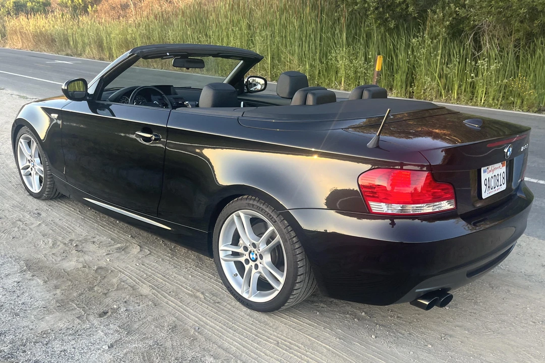 2011 BMW E82 135i & 135is - Image 4 of 31