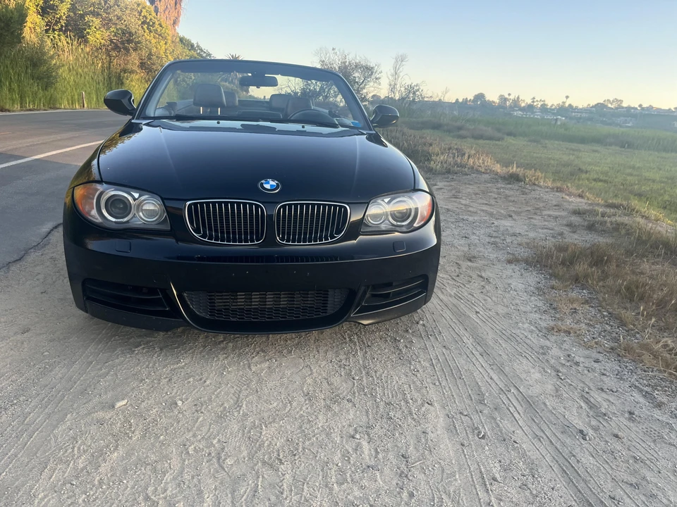 2011 BMW E82 135i & 135is - Image 7 of 31