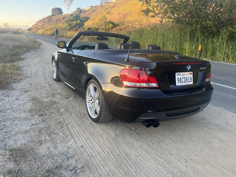 2011 BMW E82 135i & 135is - Image 15 of 31