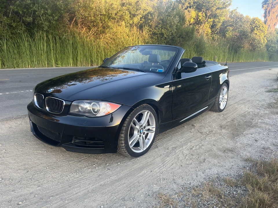 2011 BMW E82 135i & 135is - Image 9 of 31