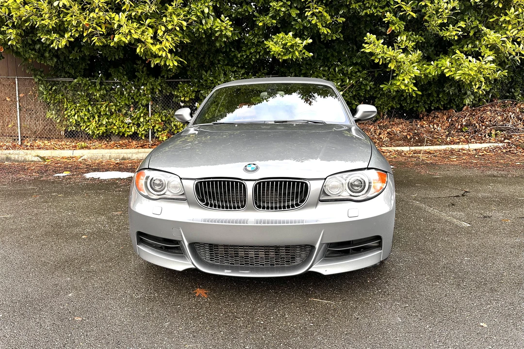 2011 BMW E82 135i & 135is - Image 18 of 31