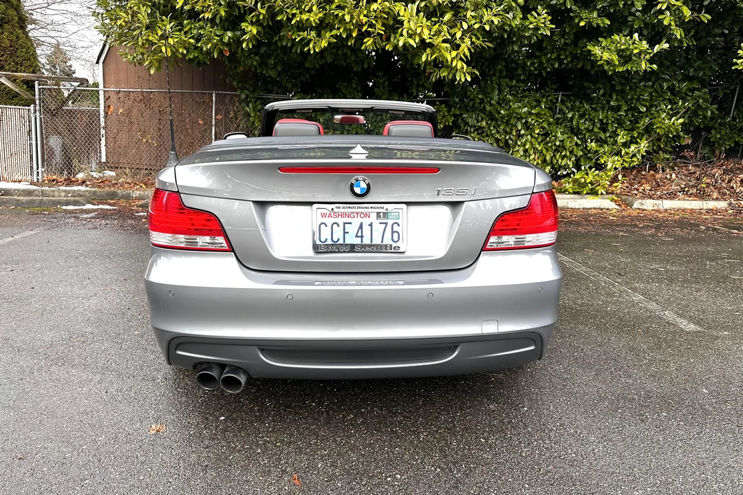 2011 BMW E82 135i & 135is - Image 13 of 31