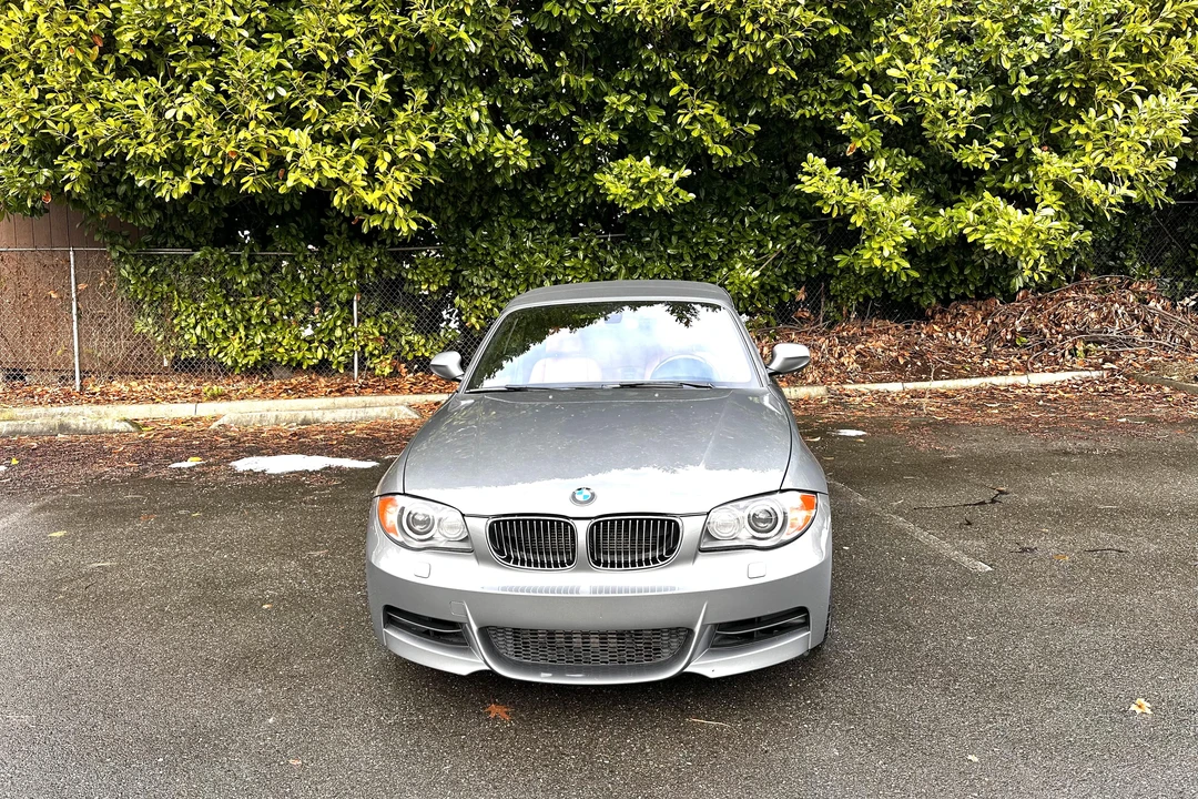 2011 BMW E82 135i & 135is - Image 17 of 31