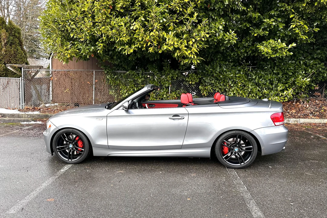 2011 BMW E82 135i & 135is - Image 7 of 31