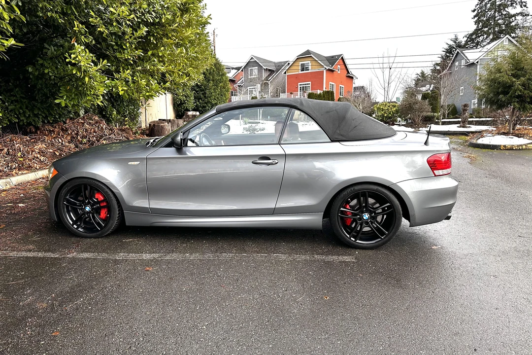 2011 BMW E82 135i & 135is - Image 20 of 31