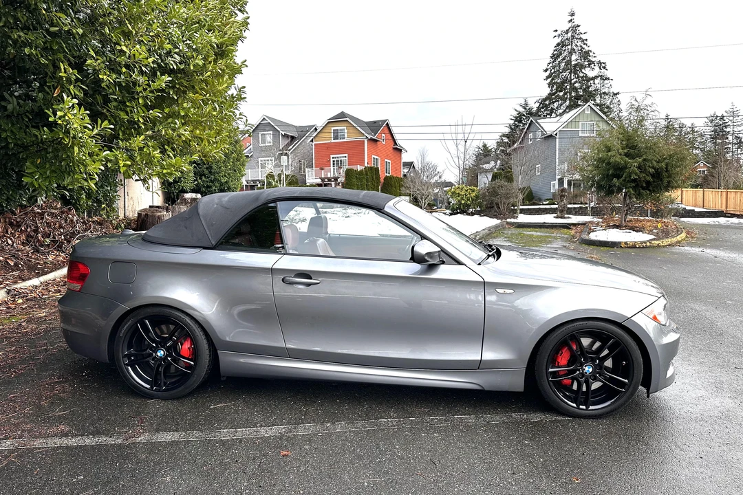 2011 BMW E82 135i & 135is - Image 23 of 31