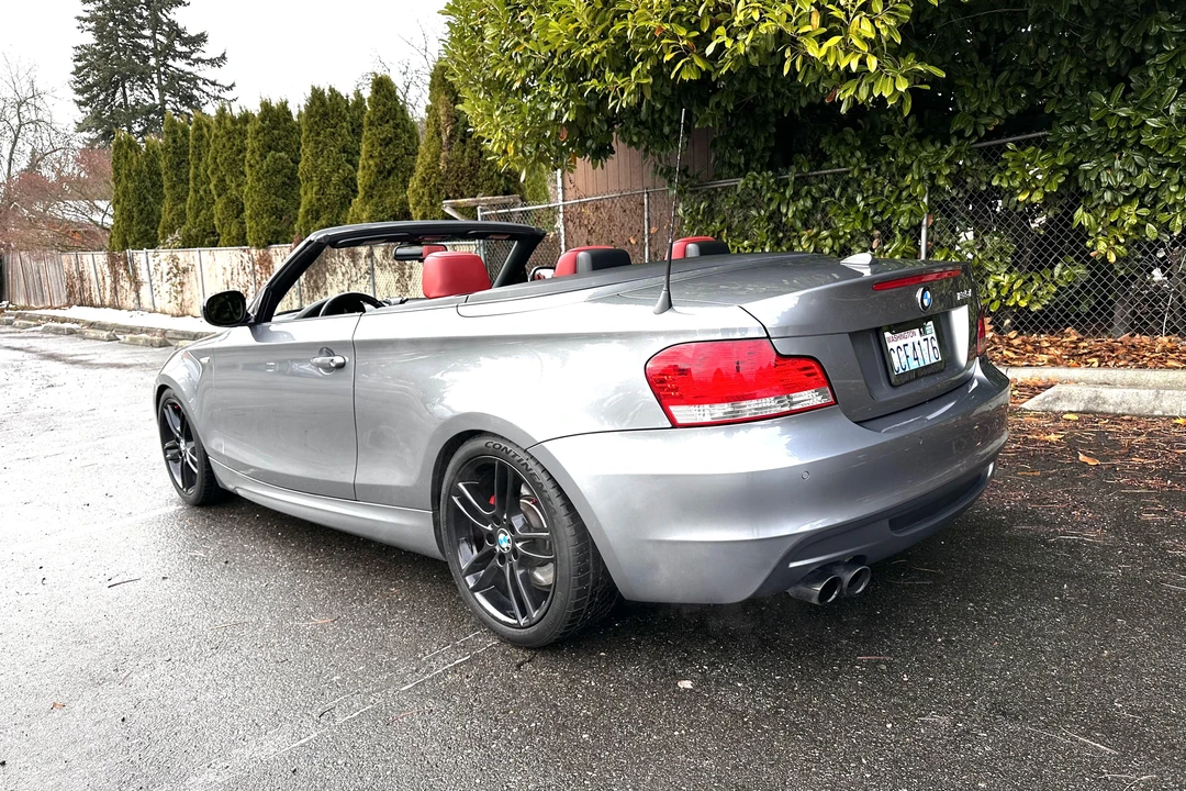 2011 BMW E82 135i & 135is - Image 10 of 31