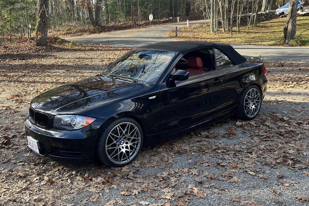 2011 BMW E82 135i & 135is - Image 21 of 31