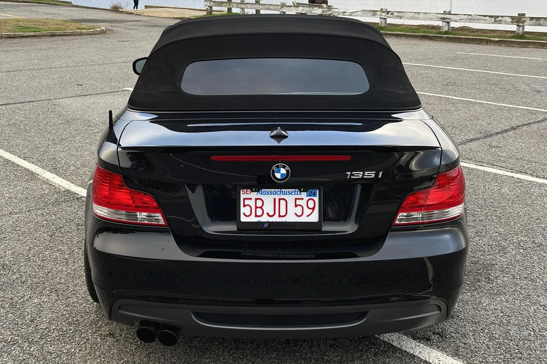 2011 BMW E82 135i & 135is - Image 5 of 31