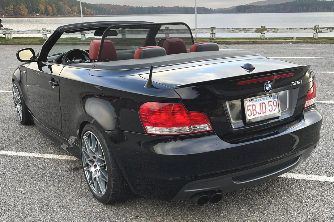 2011 BMW E82 135i & 135is - Image 4 of 31