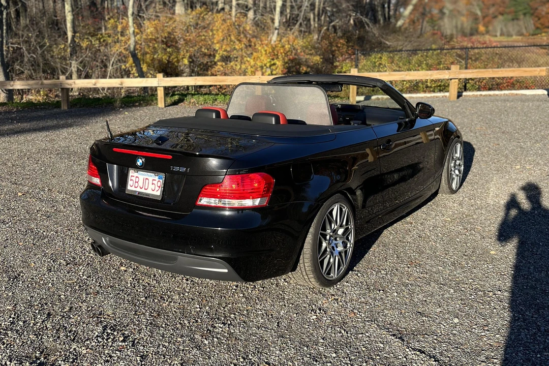 2011 BMW E82 135i & 135is - Image 12 of 31
