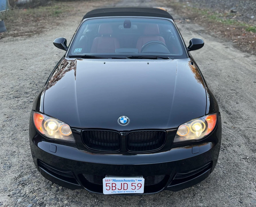 2011 BMW E82 135i & 135is - Image 17 of 31