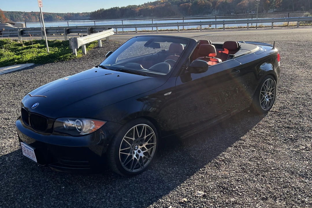 2011 BMW E82 135i & 135is - Image 8 of 31
