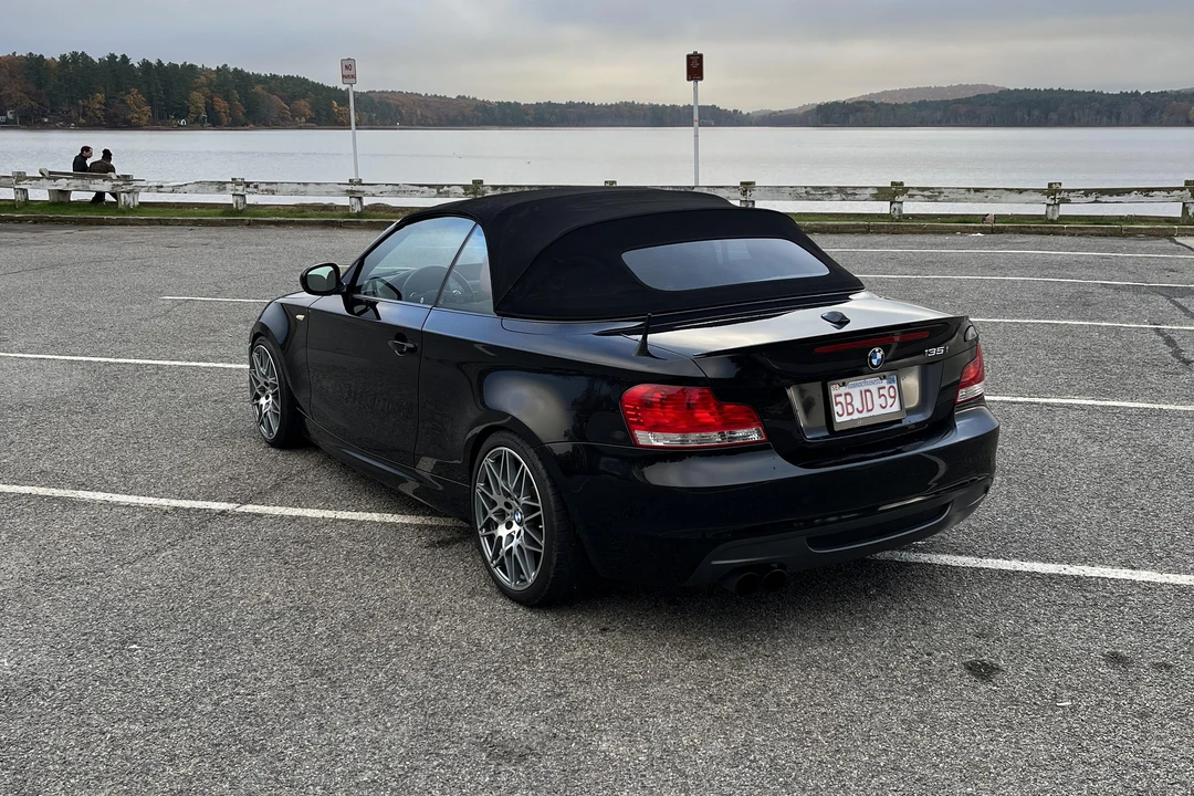 2011 BMW E82 135i & 135is - Image 30 of 31
