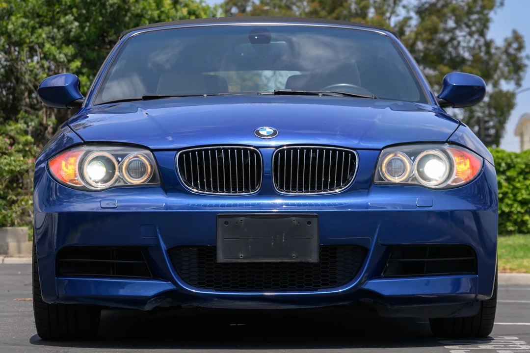 2011 BMW E82 135i & 135is - Image 2 of 31