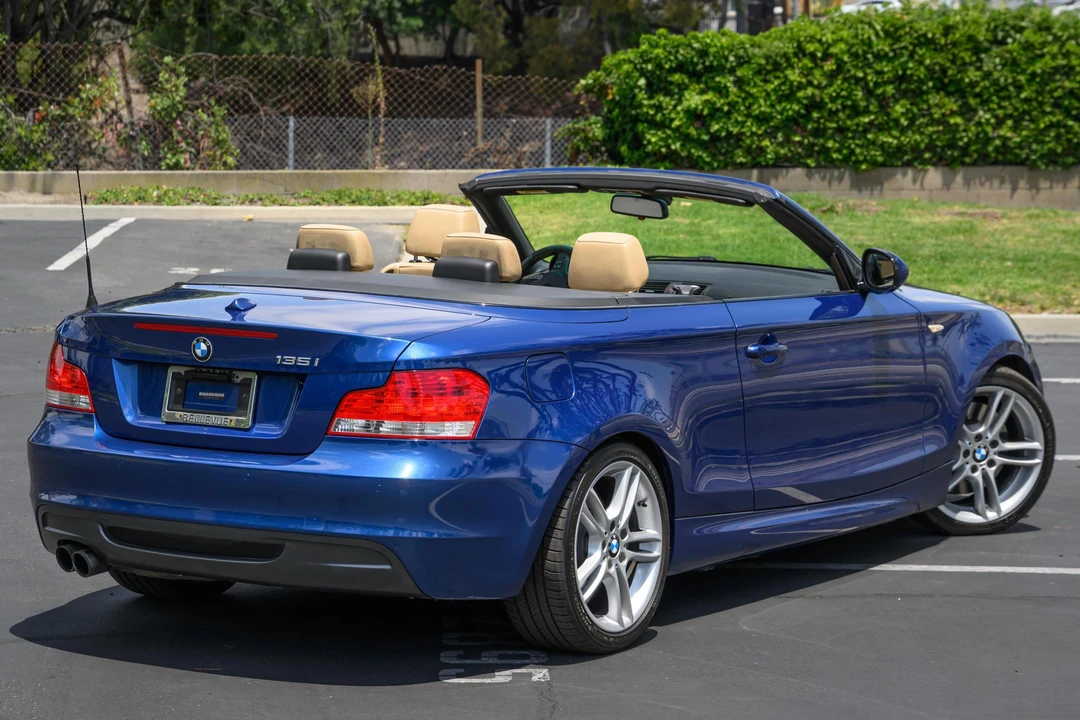 2011 BMW E82 135i & 135is - Image 4 of 31