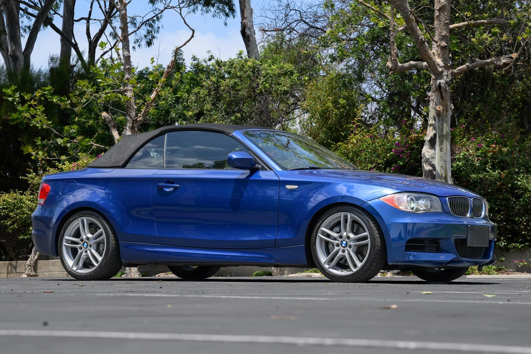 2011 BMW E82 135i & 135is - Image 30 of 31