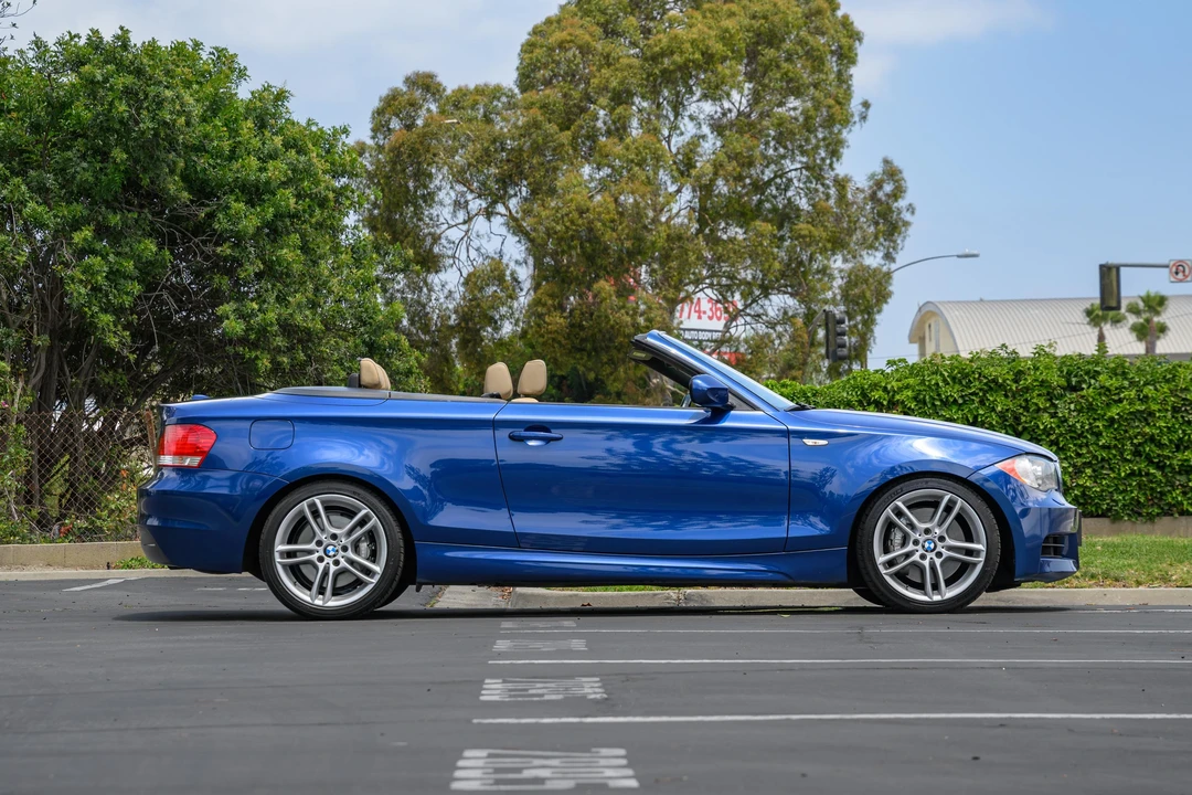 2011 BMW E82 135i & 135is - Image 18 of 31