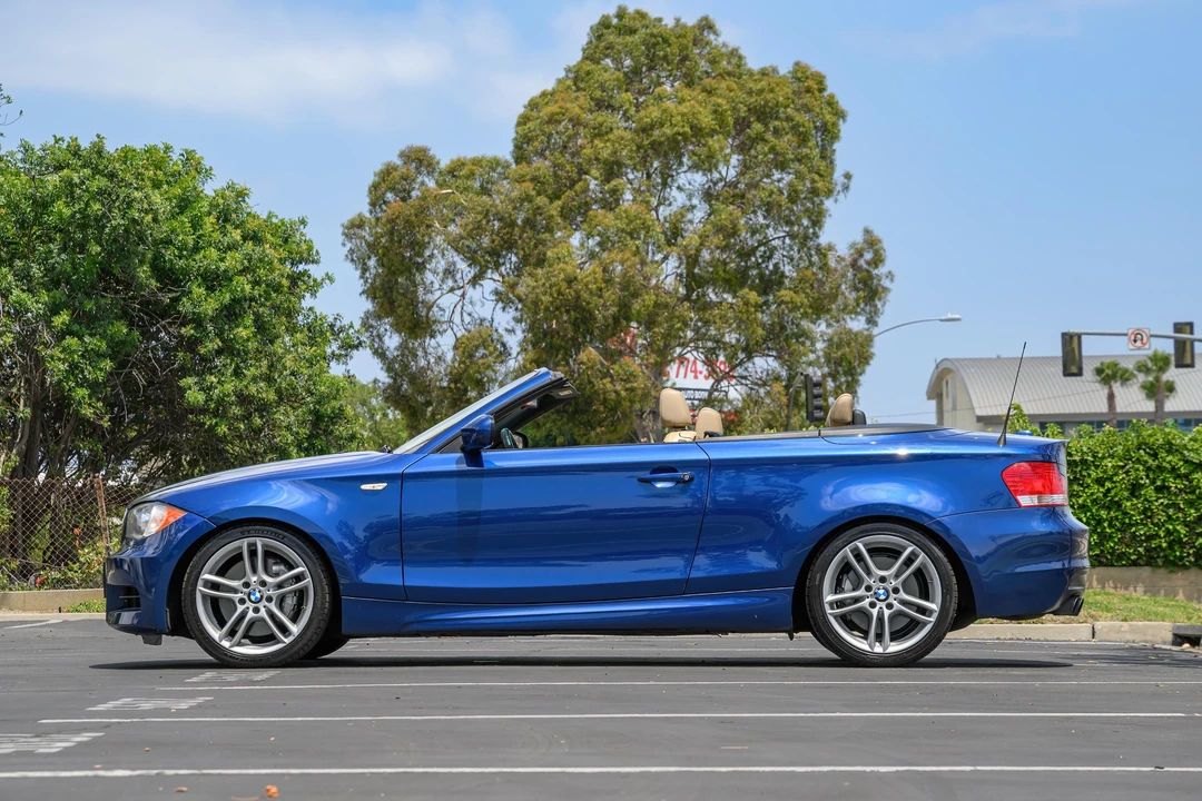 2011 BMW E82 135i & 135is - Image 10 of 31