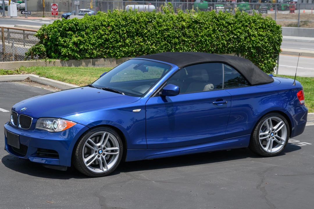 2011 BMW E82 135i & 135is - Image 23 of 31