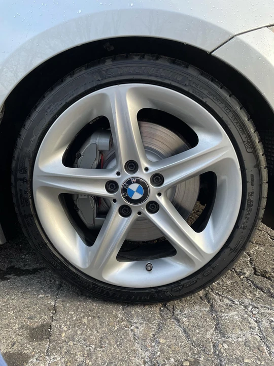 2011 BMW E82 135i & 135is - Image 24 of 31
