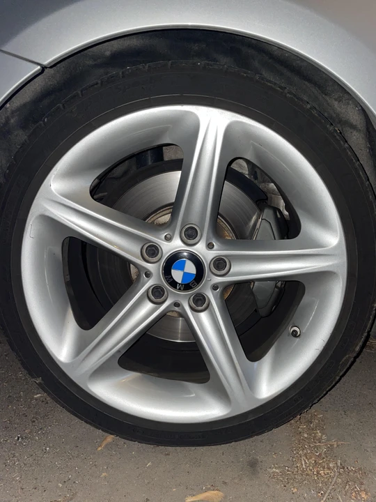 2011 BMW E82 135i & 135is - Image 25 of 31