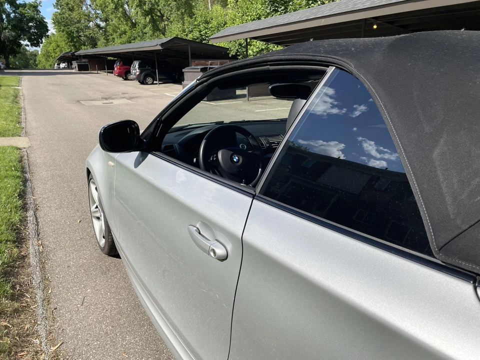 2011 BMW E82 135i & 135is - Image 22 of 31