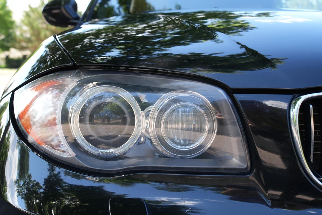 2011 BMW E82 135i & 135is - Image 27 of 31