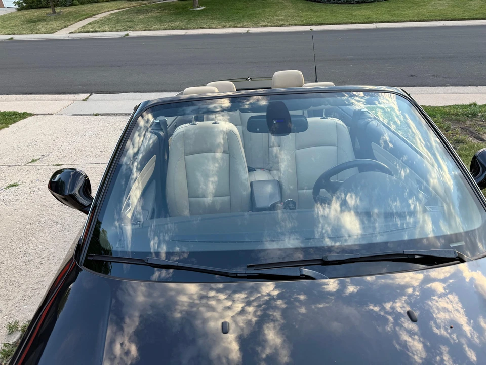 2011 BMW E82 135i & 135is - Image 29 of 31