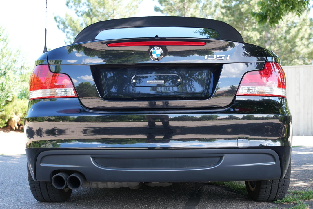 2011 BMW E82 135i & 135is - Image 21 of 31