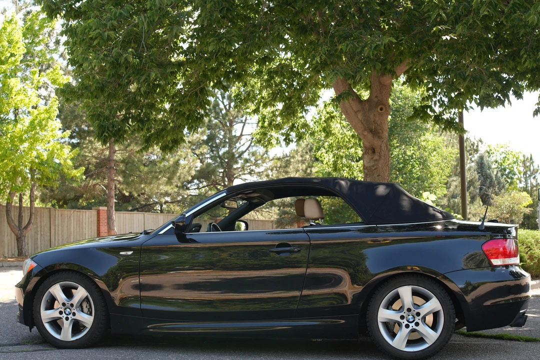 2011 BMW E82 135i & 135is - Image 19 of 31