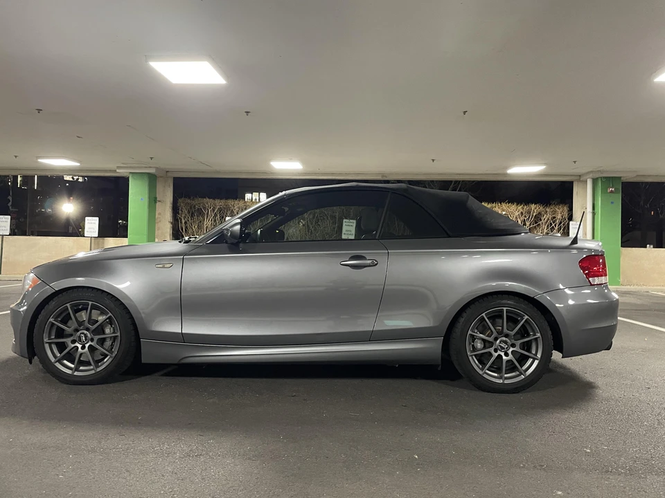 2011 BMW E82 135i & 135is - Image 24 of 31