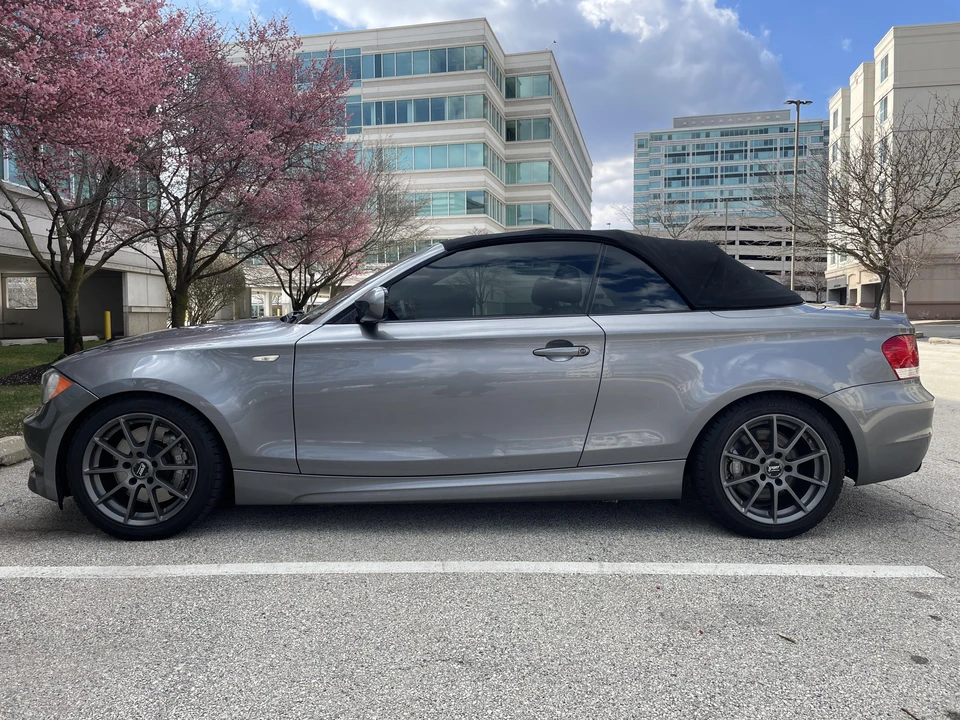 2011 BMW E82 135i & 135is - Image 13 of 31