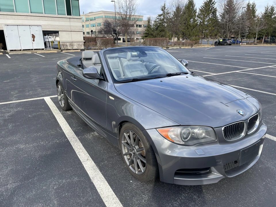 2011 BMW E82 135i & 135is - Image 10 of 31
