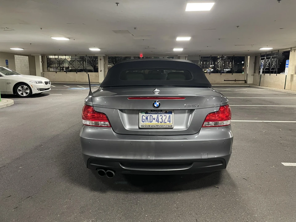 2011 BMW E82 135i & 135is - Image 27 of 31