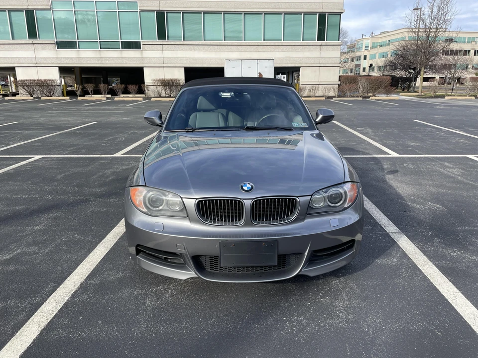 2011 BMW E82 135i & 135is - Image 11 of 31