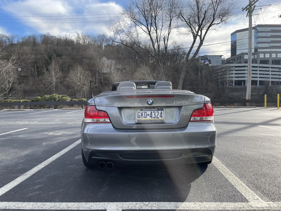 2011 BMW E82 135i & 135is - Image 8 of 31