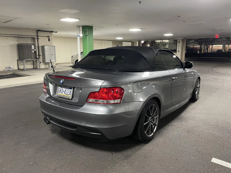 2011 BMW E82 135i & 135is - Image 28 of 31