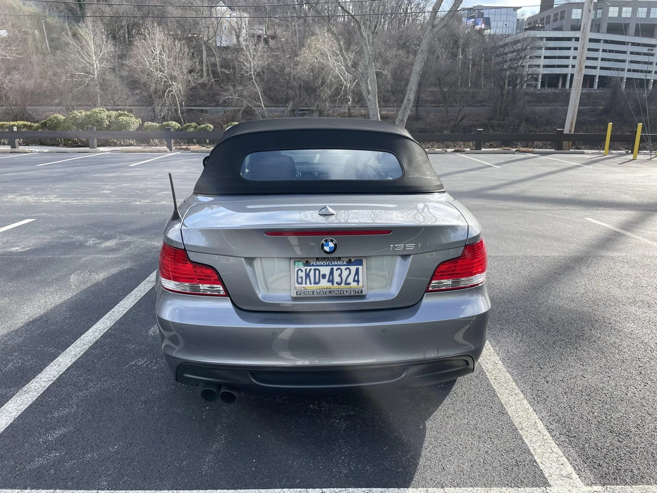 2011 BMW E82 135i & 135is - Image 16 of 31