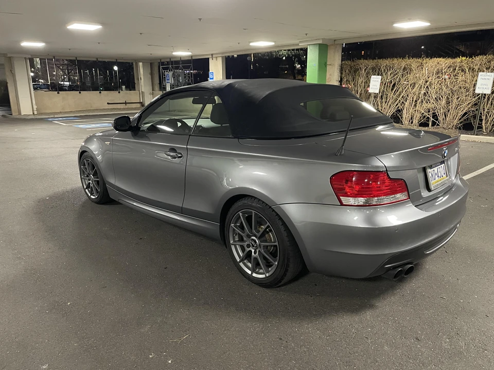 2011 BMW E82 135i & 135is - Image 26 of 31
