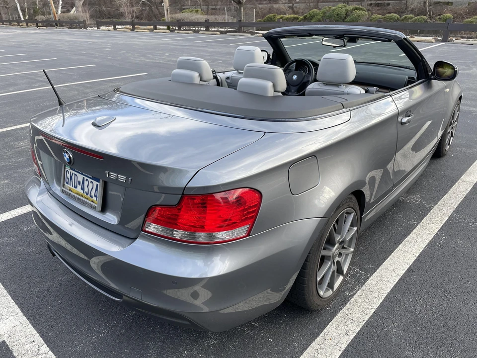 2011 BMW E82 135i & 135is - Image 9 of 31