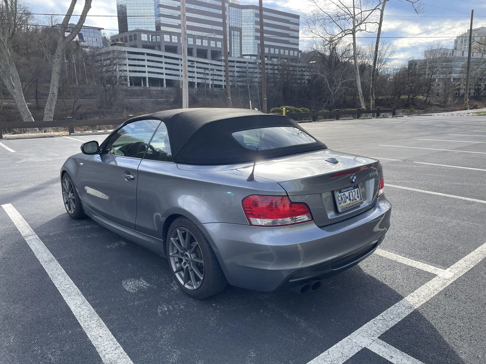 2011 BMW E82 135i & 135is - Image 15 of 31