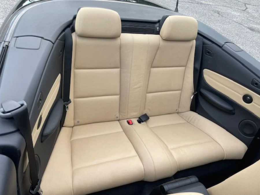 2011 BMW E82 135i & 135is - Image 19 of 22