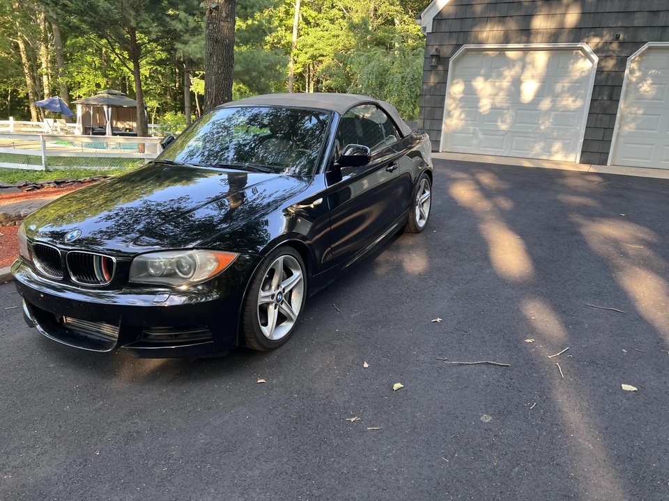 2011 BMW E82 135i & 135is - Image 14 of 31